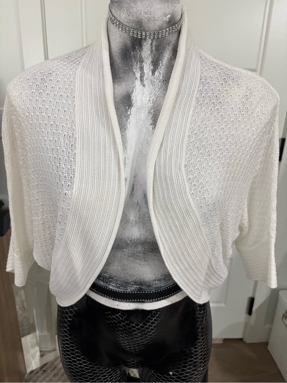imPRESS White Open-Front Knit Shrug